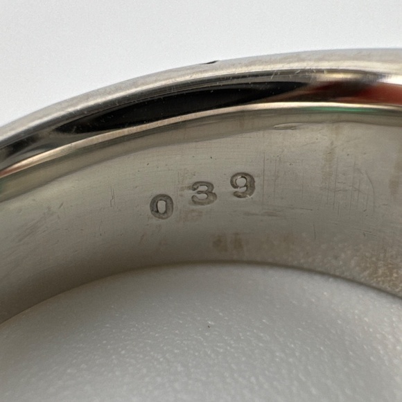 Holiday Sale Natural Earth Mined Emerald & Dia Ring Band, Plat., 11.14g, 5.75 - Picture 14 of 16